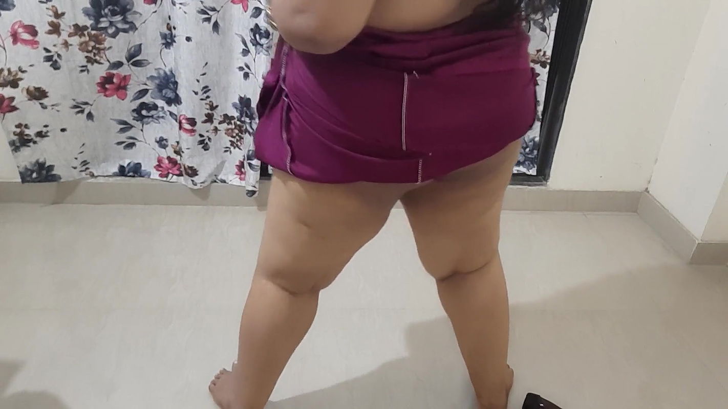 HORNY HOT NAUGHTY BHABHI WITH BIG BOOBS & HOT ASS.. CHANGING HER CLOTHES.