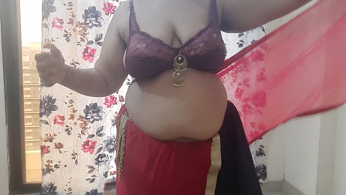 Horny Indian naughty bride getting ready for her suhaagrat.