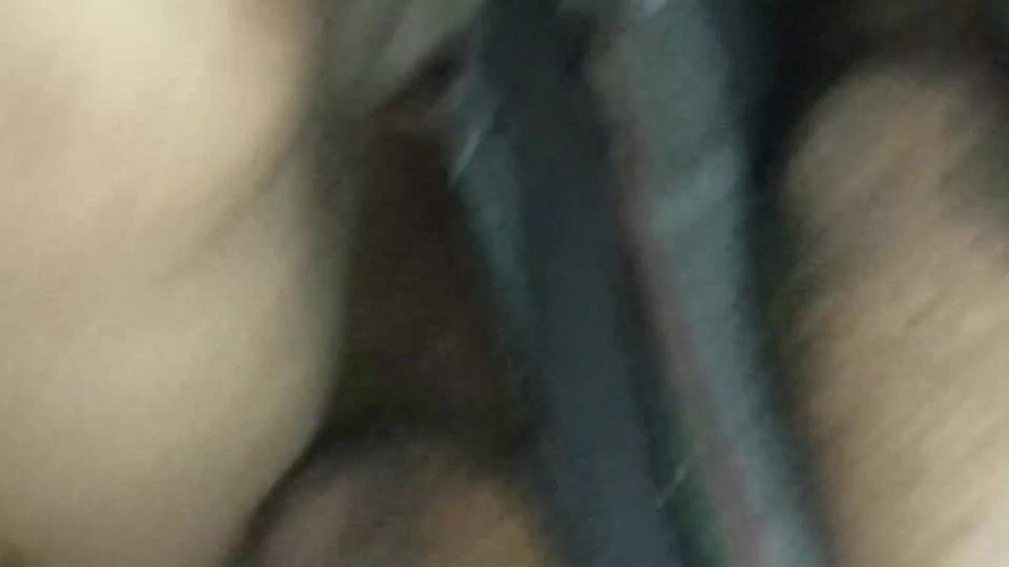 Hot wife fucking home.