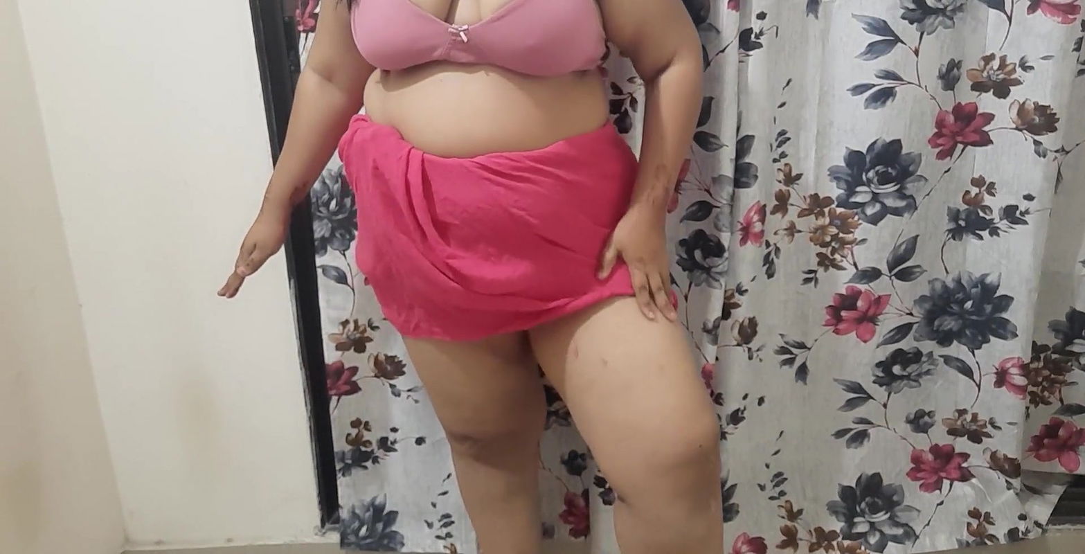 hotty samaiya removing her clothes .. enjoying her boobs and ass.