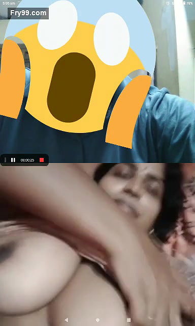 Desi Bhabhi Showing Her Boobs And Pussy 2 Clips
