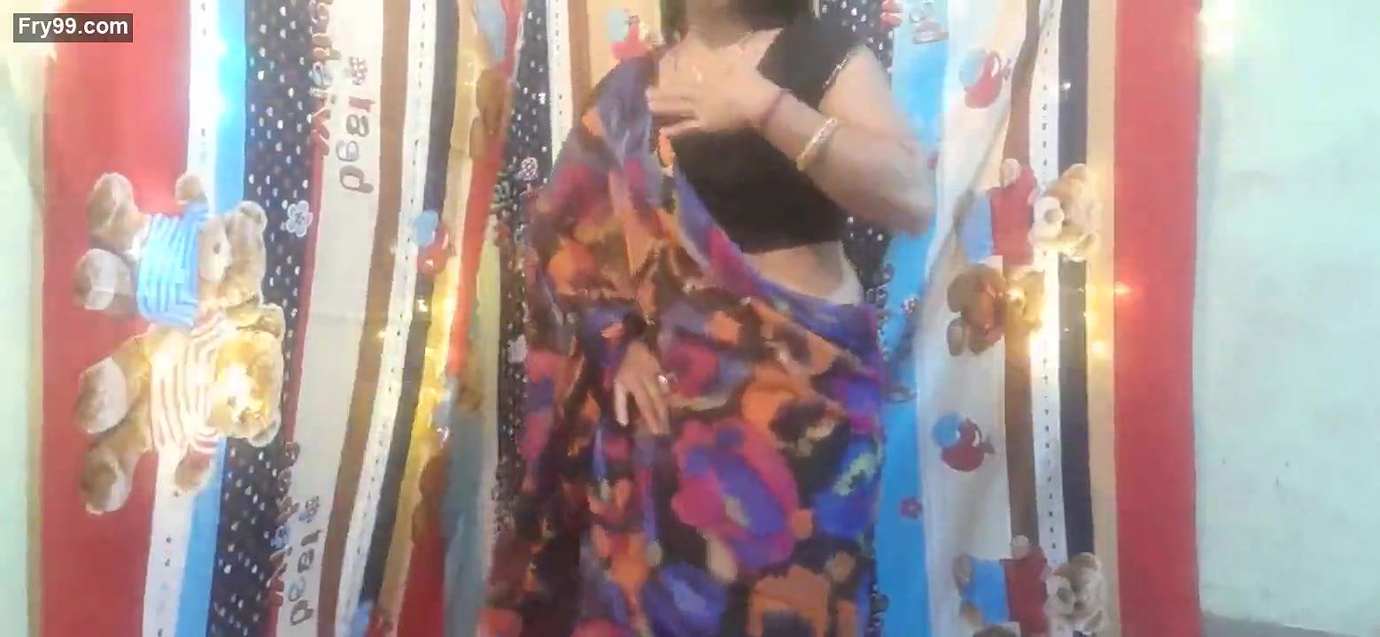 Puja bhabi sexy dance