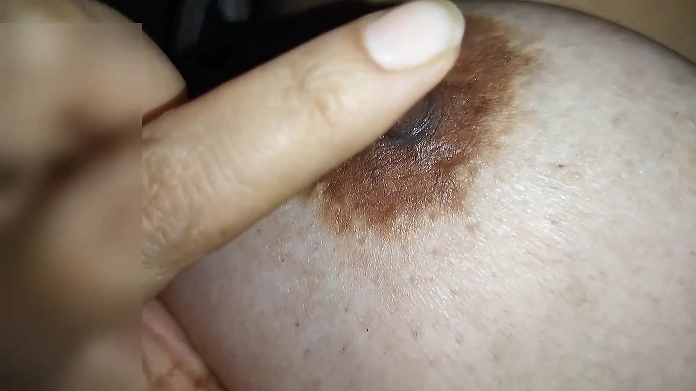 Manisha showing her Nipple sizzling.