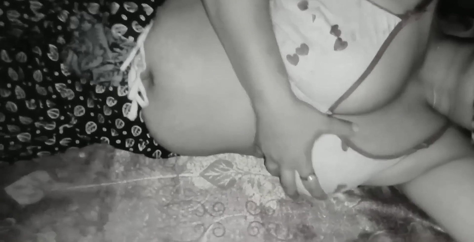 Mature wife show in boobs.