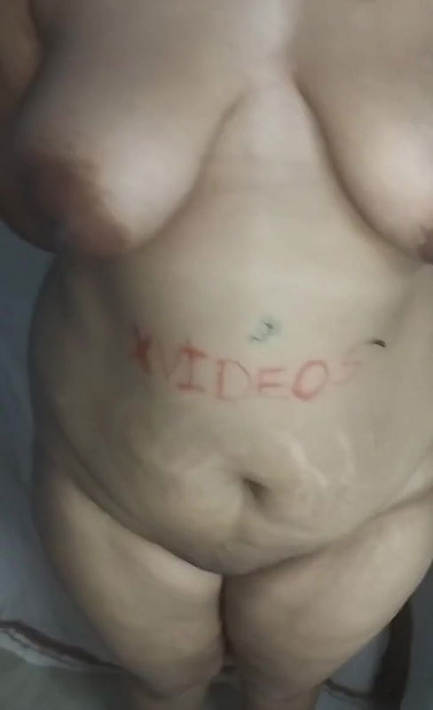 milky desi chubby nude bhabi show body.