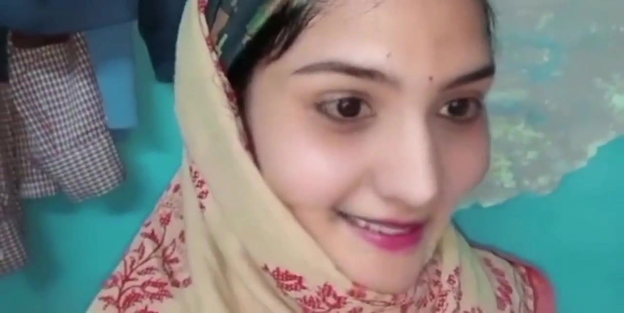 On the occasion of new year, sister-in-law gifted her brother-in-law Fuck given a chance.