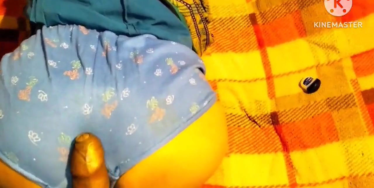 Padhos ki Bhabhi ki mast chudayi Bhabhi ne devar ka Pani nikal diya