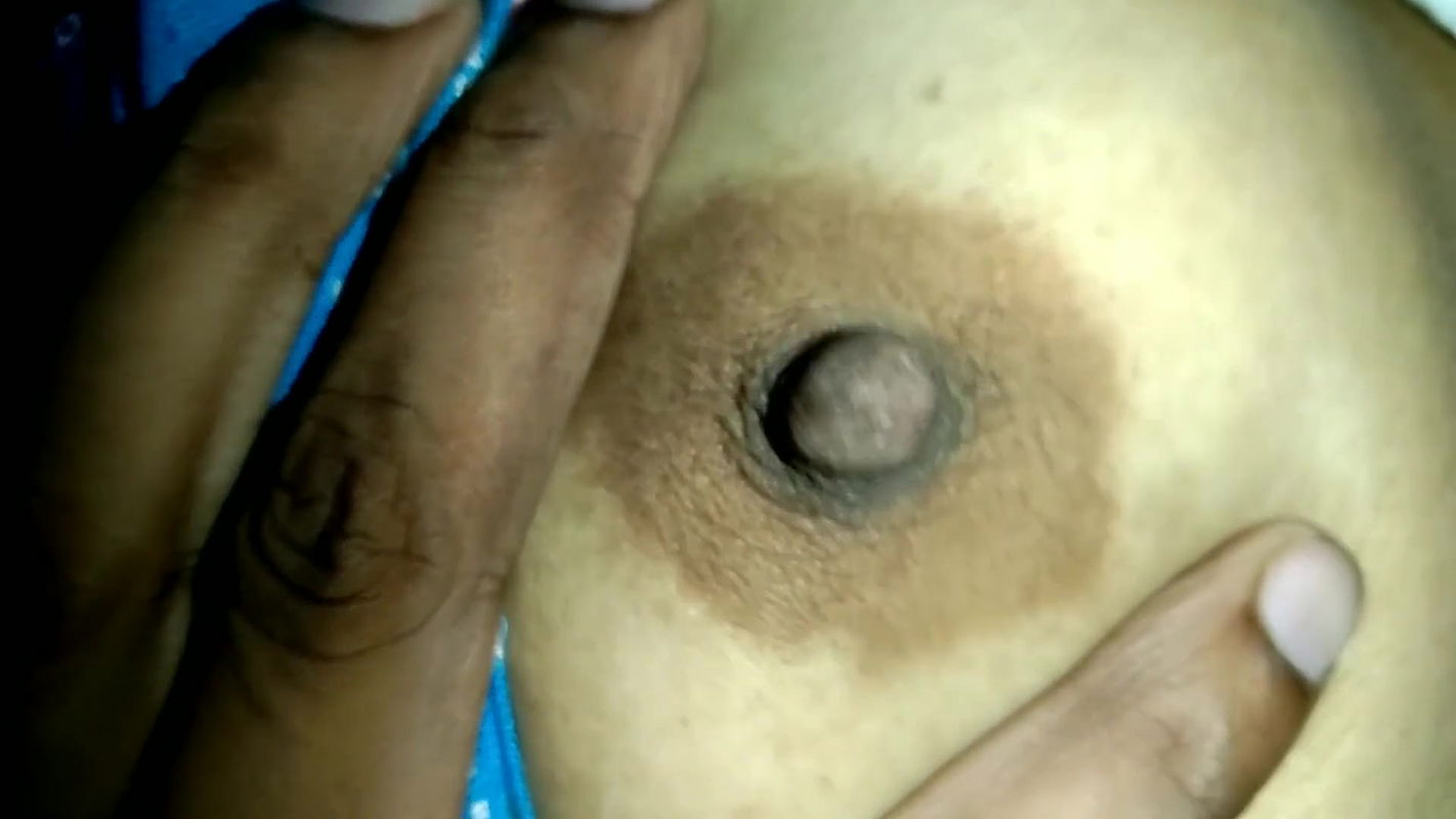 Real Hot bhabhi night boobs sucking with dever.