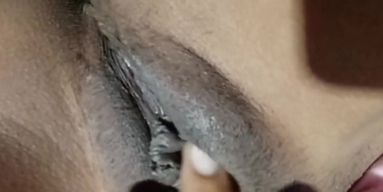 Rub pussy hard fingering and mastrbation white pussy enjoying finger.