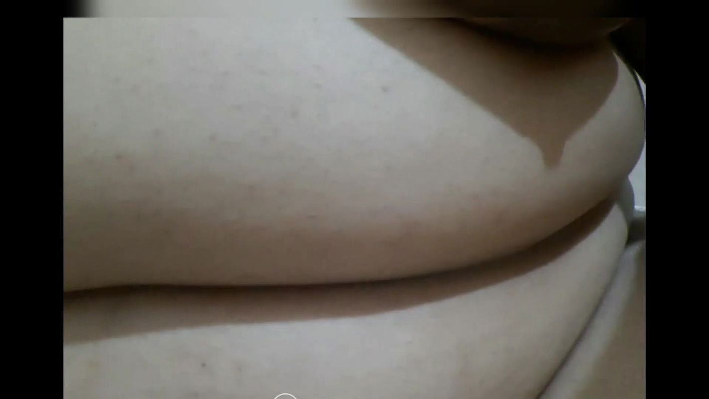 SEDUCED & HORNY INDIAN ENJOYING BLOWJOB WITH DILDO AND FUCKING HERSELF WITH DILDO.