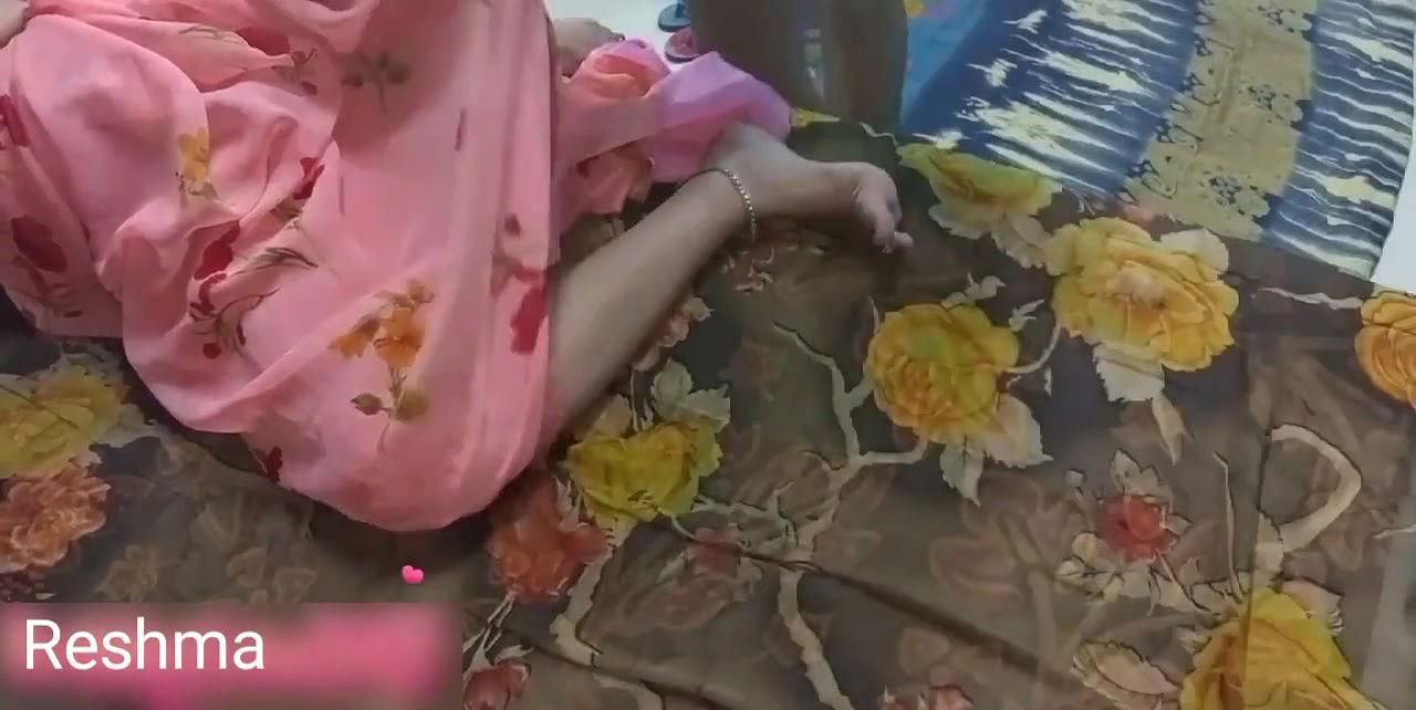 Sex video leaked of Indian celebrity bobby bhabhi.