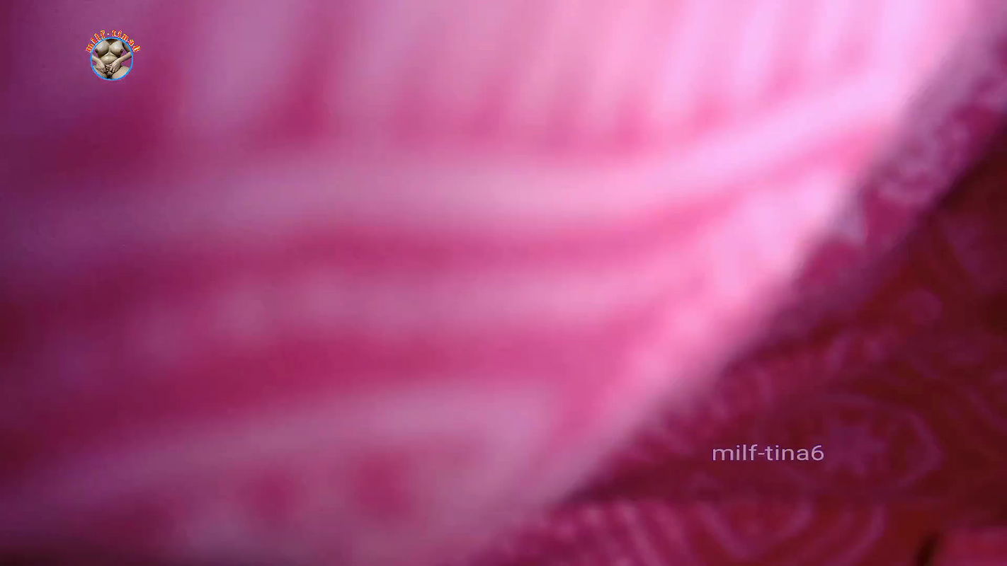 Village stepmom fucking with lover in store room.Desi bhabhi ki chudai rasoi mein.