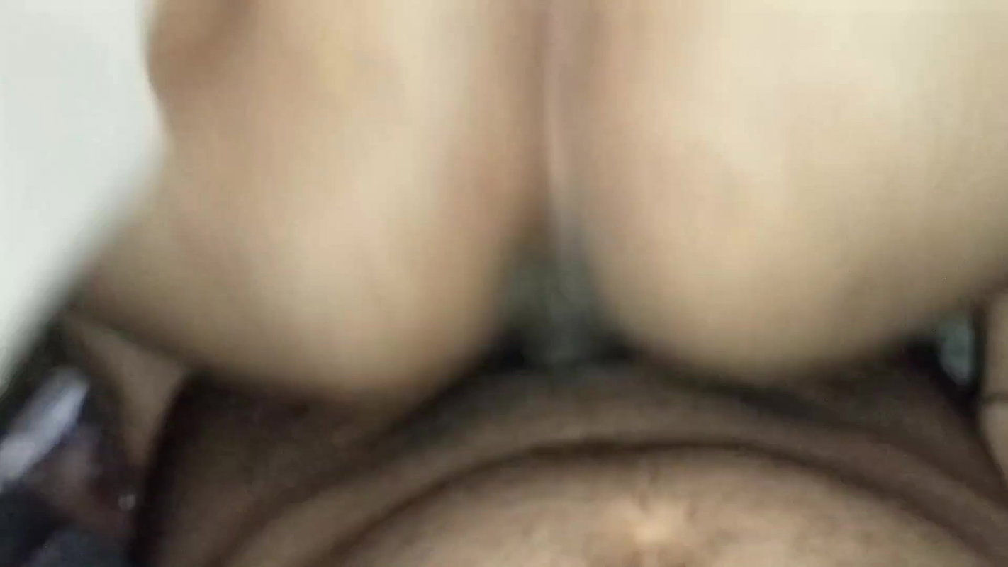 Wife ki gand mari piche se mza aa gya.