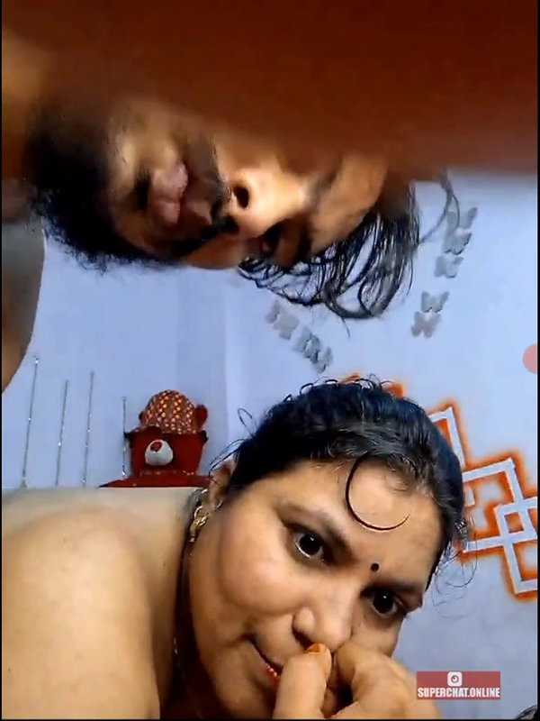 MOM-SUN-COUPLE show with face Cum in mouth