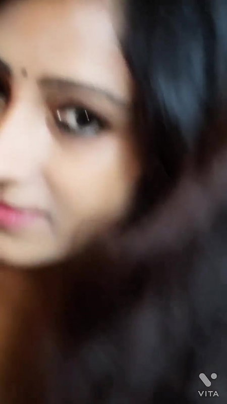 Beautiful Indian Bhabhi Striptease Selfie