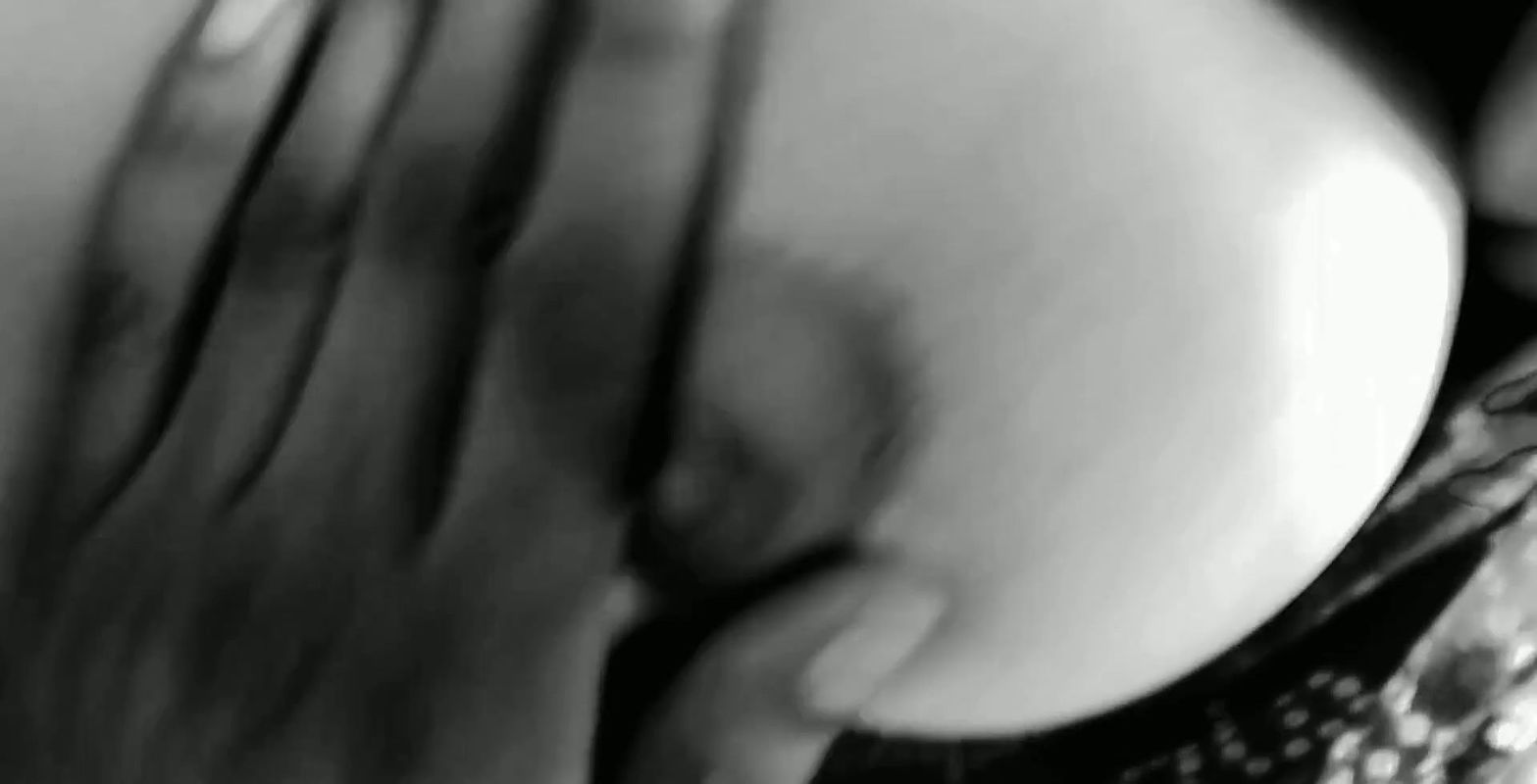 Wife ko lund chuswaya maza agaya.