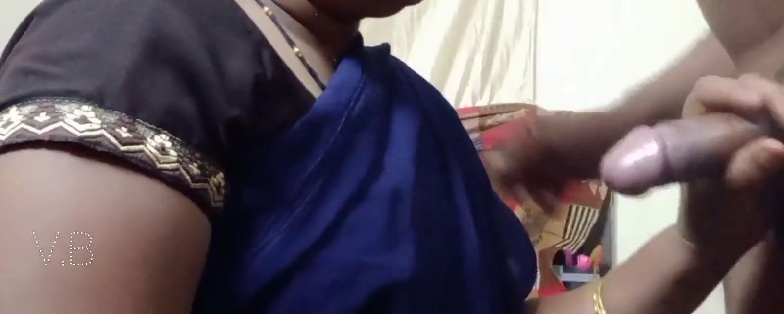 XXX HD VIDEO BHABHI KI CHICHI PADOSAN BHABHI KO GHAR MALIK NE CHODA HINDI AUDIO KE SAT INDIAN BHABHI KI CHICHI HOT BHABH.