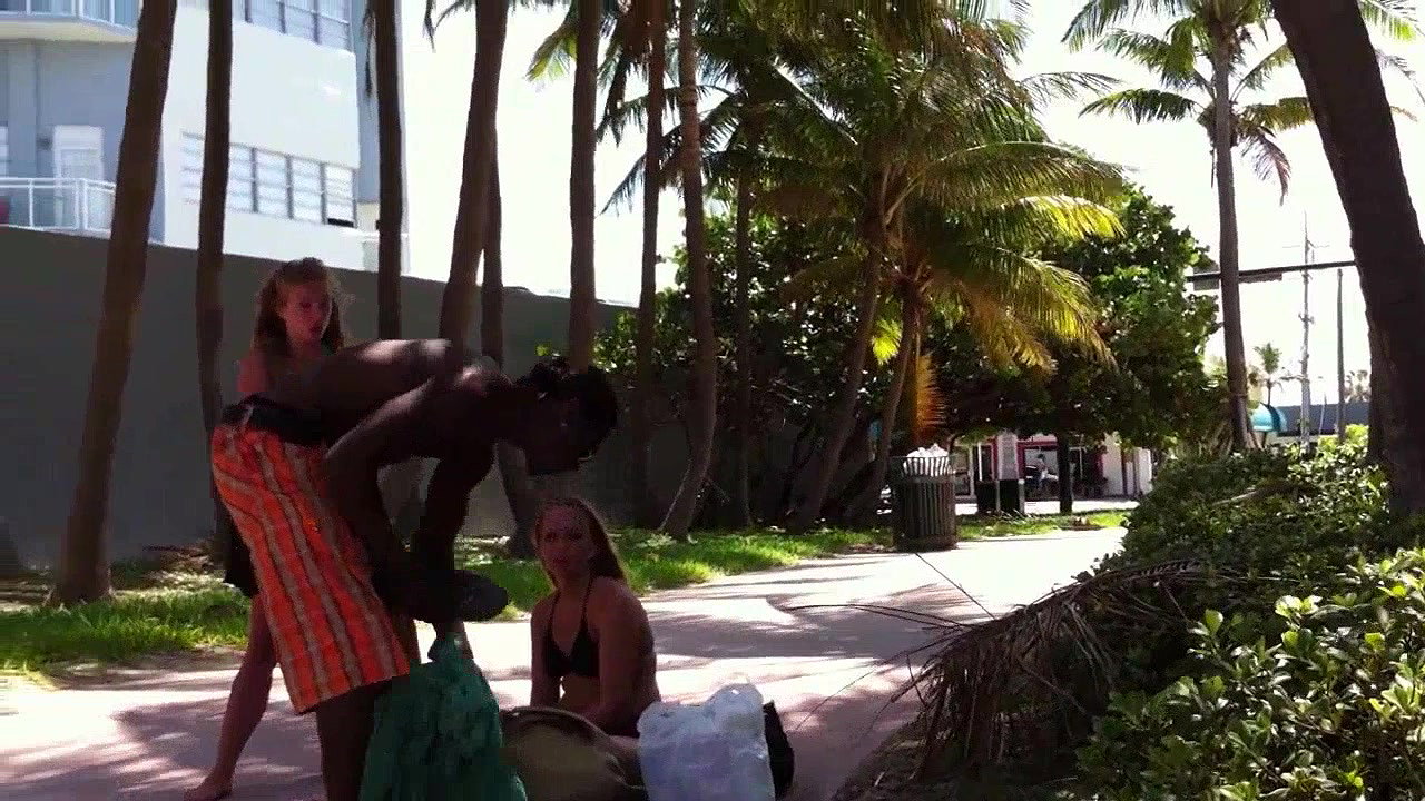 Amateur hd beach fuck Rough outdoor public fuck-a-thon is Anya Olsen s only option as she_9e665bfb