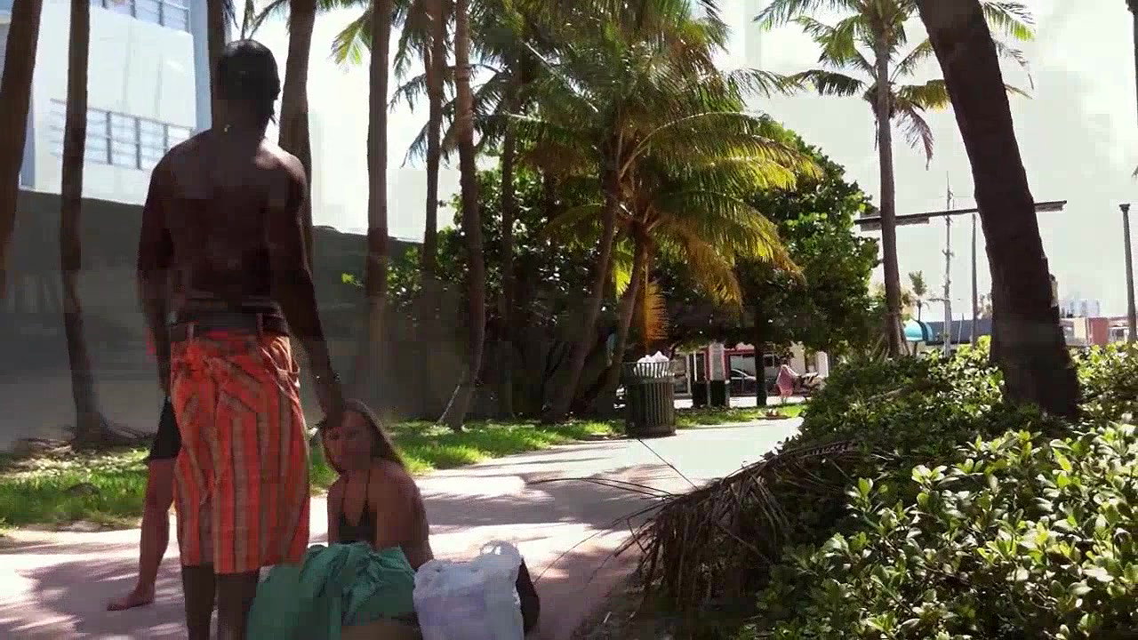 Amateur hd beach fuck Rough outdoor public fuck-a-thon is Anya Olsen s only option as she_9e665bfb
