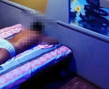 Happy ending at desi massage parlour