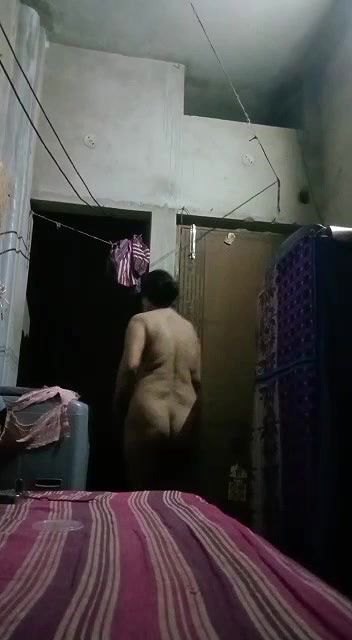 Padosan captured full nude Luckily