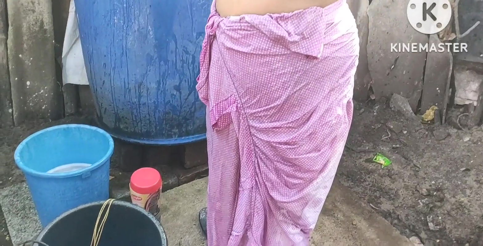 Anita in nighty hot boobs big ass.