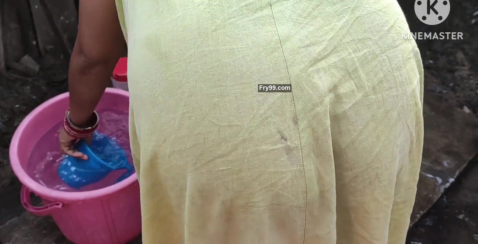 Anita ki hot ass and boobs hot.