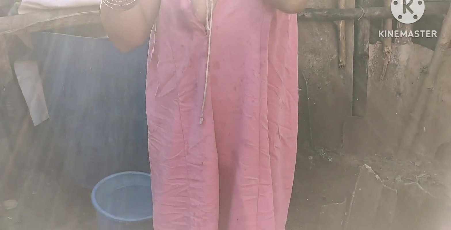 Anita ki hot chuchi hot boobs.