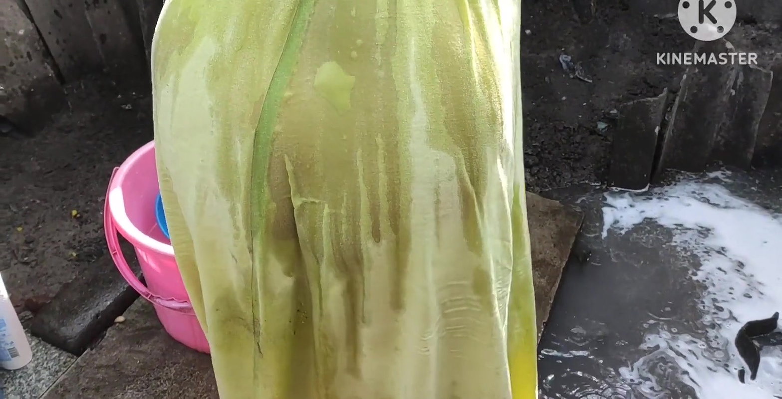 Anita ki hot look of bathing a.