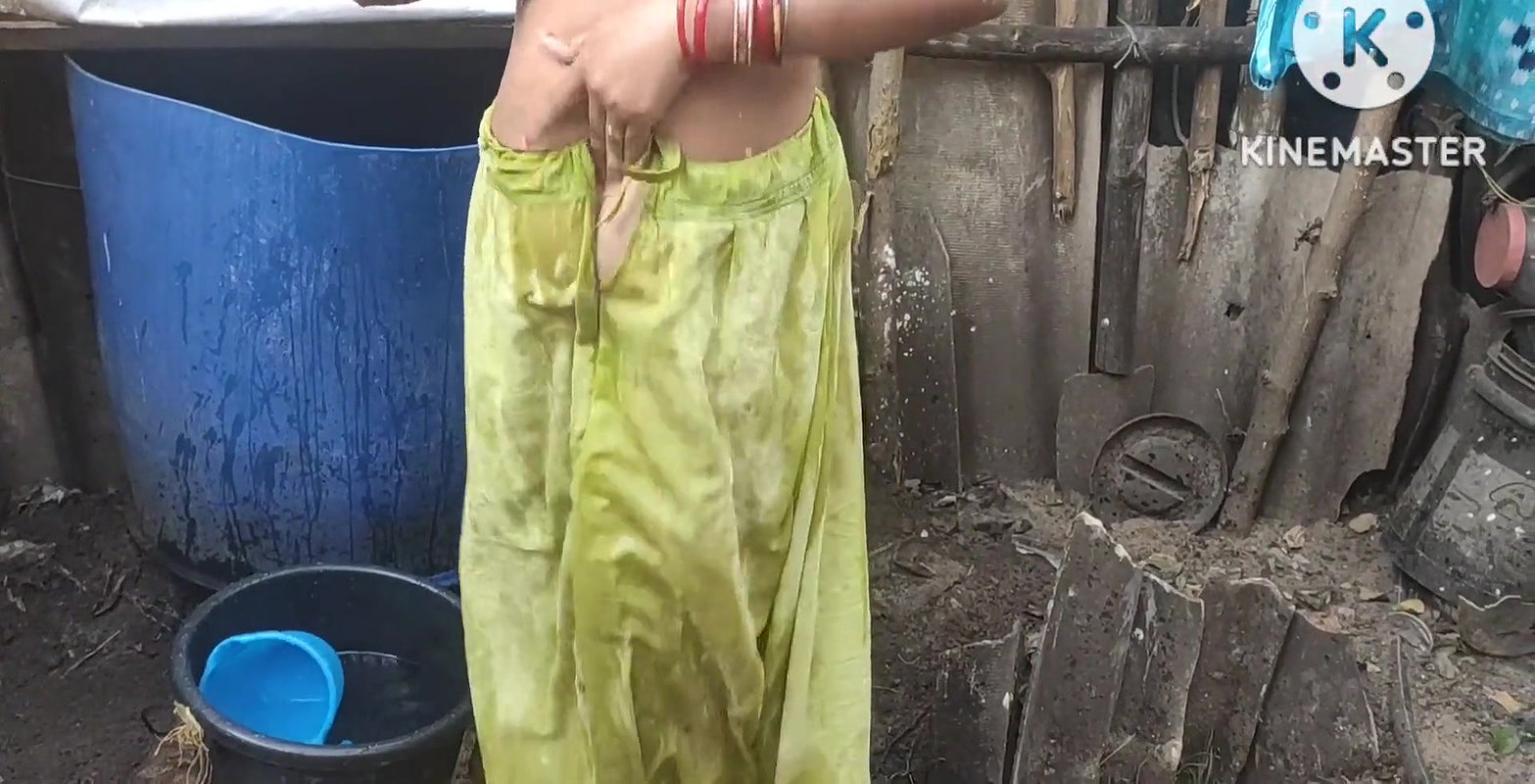 Anita yadav bathing outside of new look.