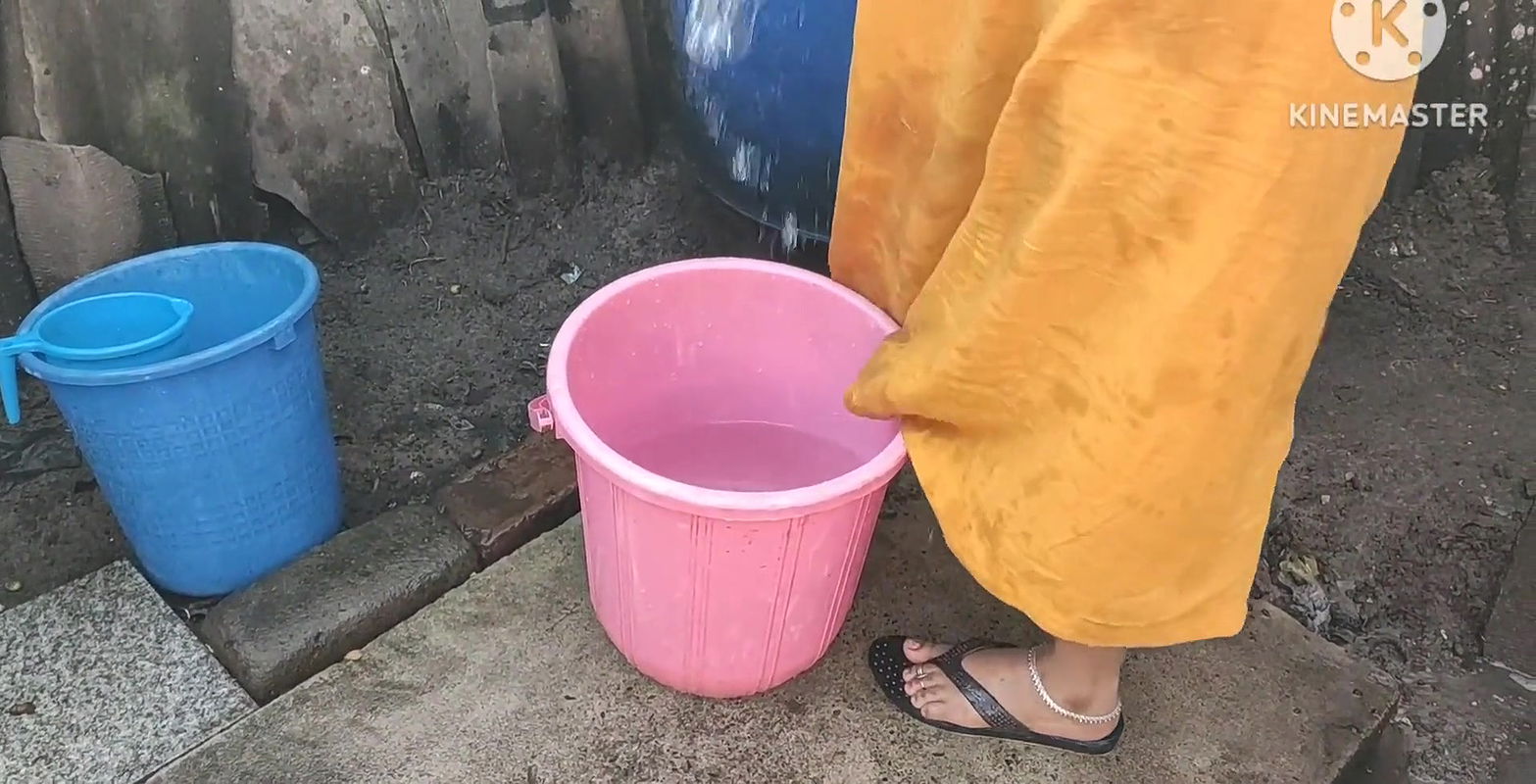 Anita yadav bathing outside with hot ass.