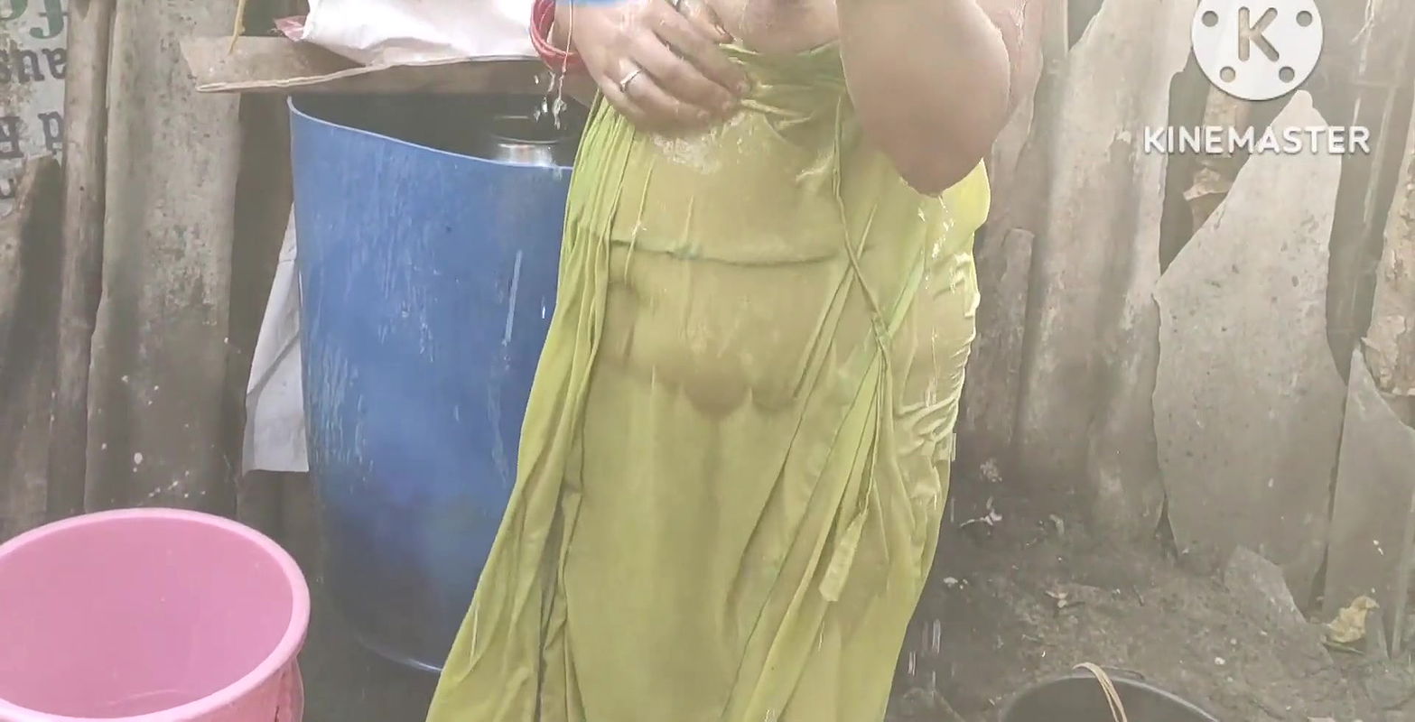 Anita yadav ki boobs and big ass.