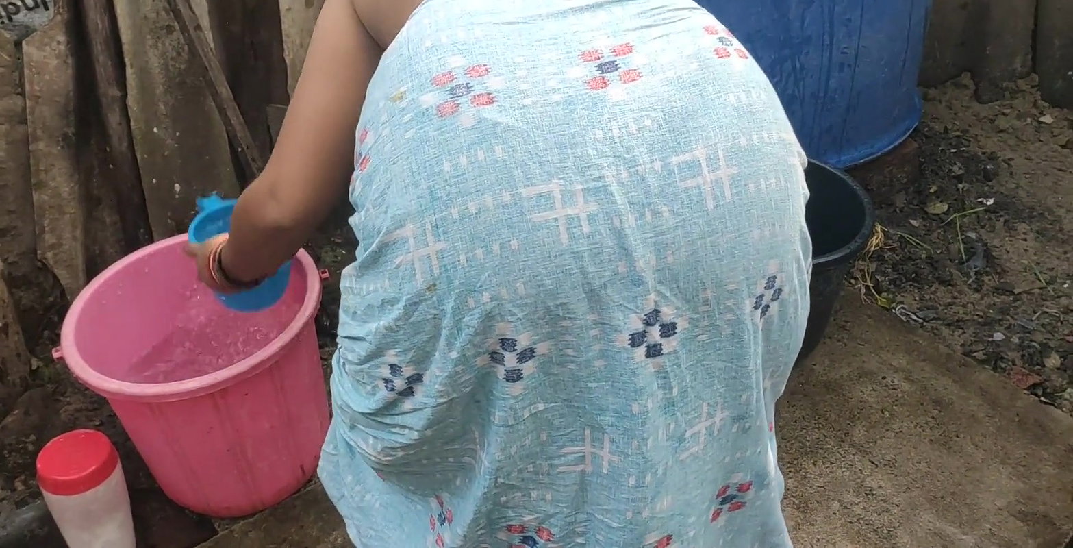 Anita yadav ki chuchi aur gaada.