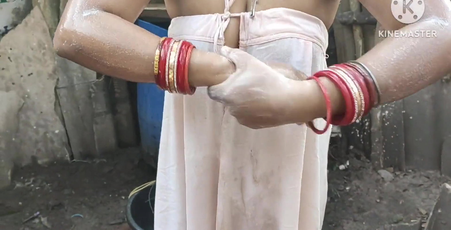 Anita yadav ki hot boobs and sex.