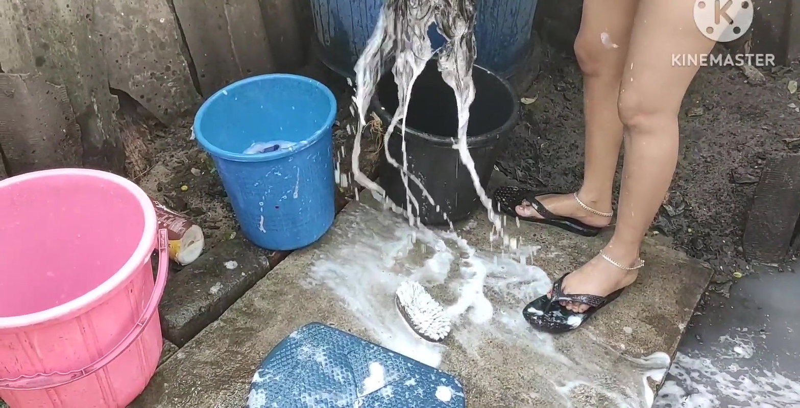 Anota ki boobs hot and sexy figures.