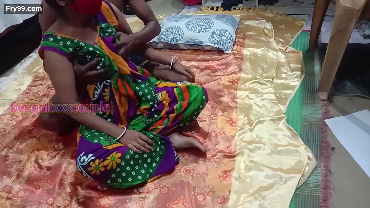 Desi Bengali village couple fucking 3