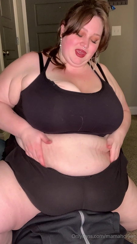 BBW Close Up Toe Scrunching and Curling_dd20ca47