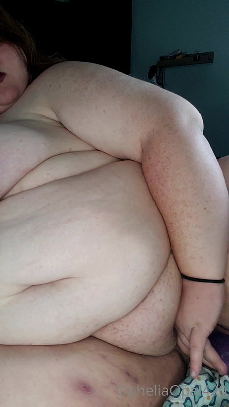Mature nubian bbw jerking her wang_788affa7