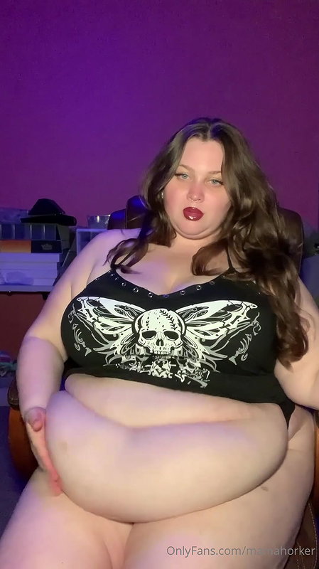 A stunning brunette BBW gave a lucky guy a handjob blowjob and a titty fuck_bcf36ac1