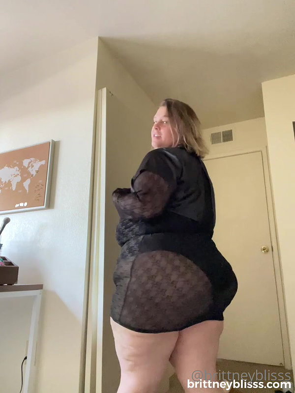 Bbw African lady sexual urge makes her fuck her neighbor_ac4073aa