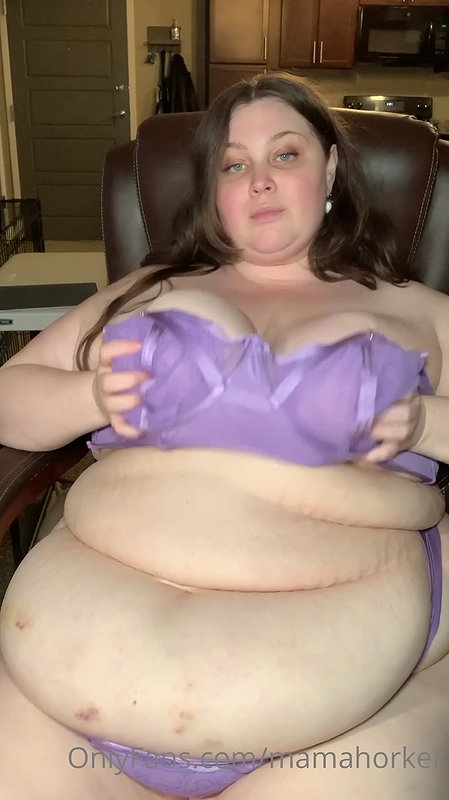 BBW arianna playing on webcam_5153c9e0