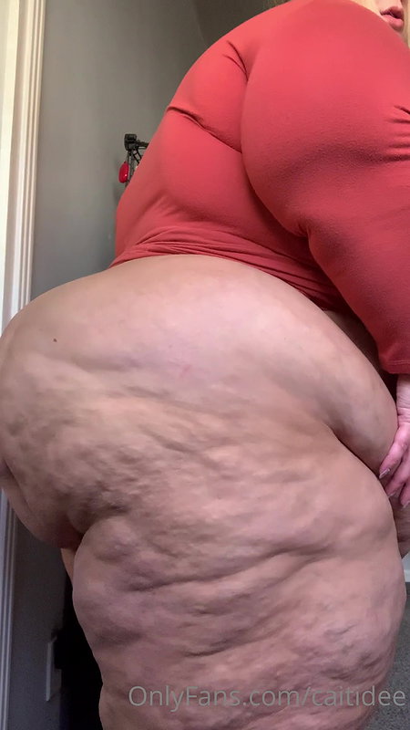 BBW Brunette Wand Vibe Play_8ce78925