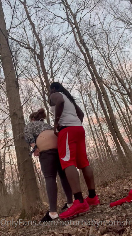 BBW fetter Araber vor der Webcam_cd8ae7d9