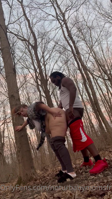 BBW fetter Araber vor der Webcam_cd8ae7d9