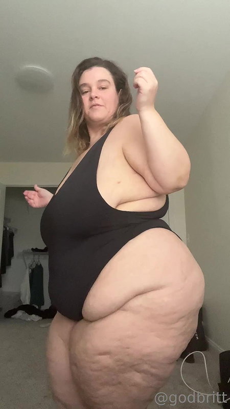 BBW In The Hot Springs Part 1_7792b644