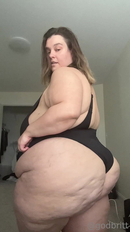 BBW In The Hot Springs Part 1_7792b644