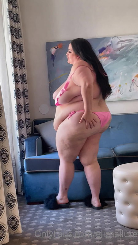 BBW OILING UP BIG TITS_796995b9