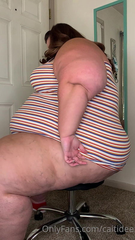 BBW playing with tits clit and ass in sexy lingerie_3cb00aee