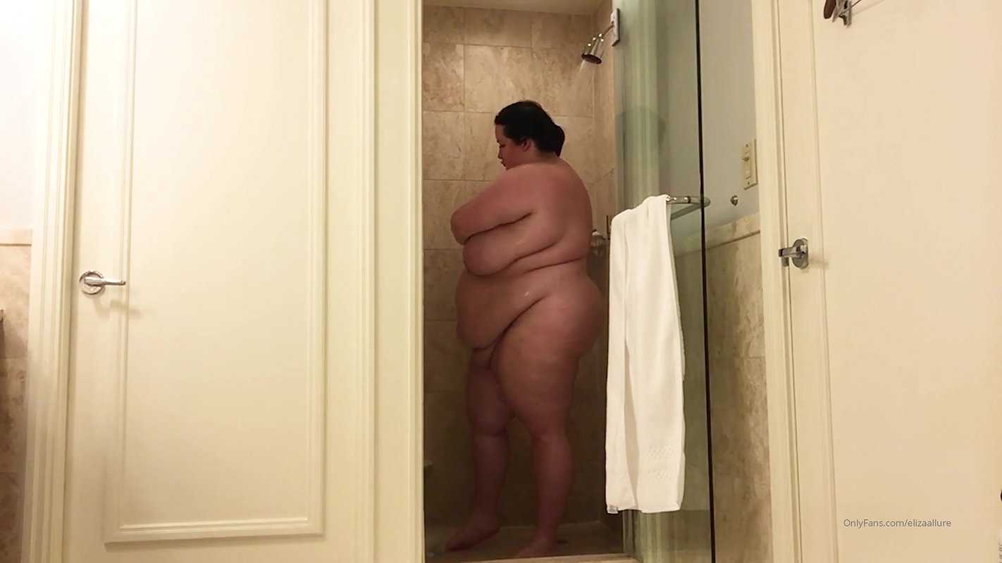 BBW taking a Dildo Break_f1a18dd3