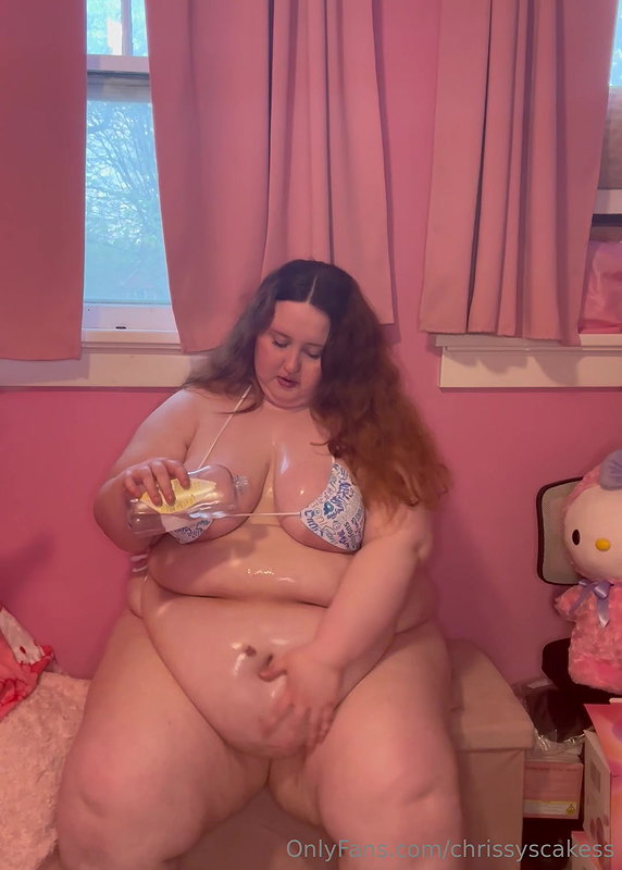 BBW Tranny Gets Fucked Hard by Fucking Machine POV_5088e0c4